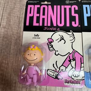 Peanuts Action Figures Set of 2 Lucy Sally Peanuts Collectibles NEW Fast Ship